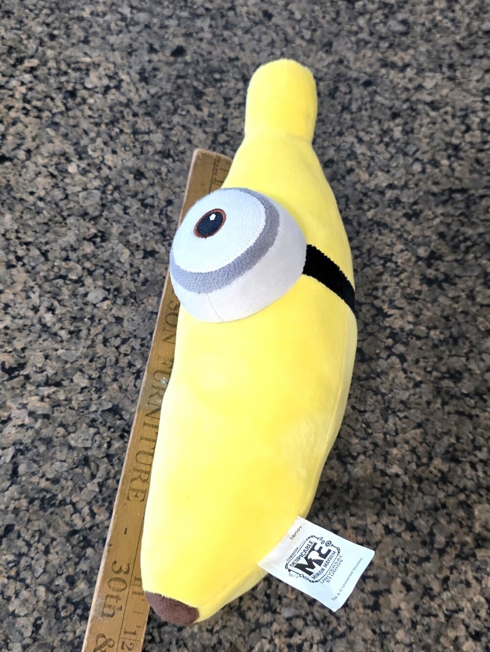 Universal Studios Despicable Me Minions Stuart Banana Plush Toy Rise of Gru rare